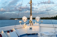 Commercial Marine Searchlights: Choosing the Right Bulb