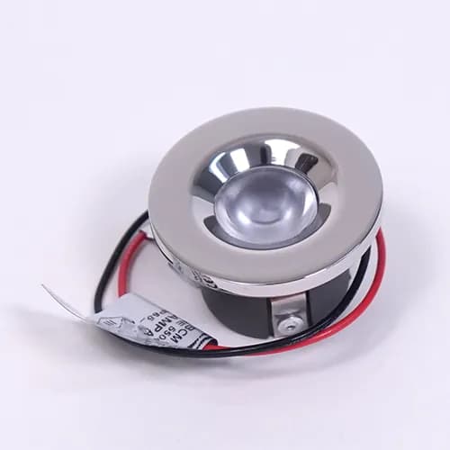 TAMPA 40 POL SS 1.5W RED LED SCR MNT, 8-32V, IP66