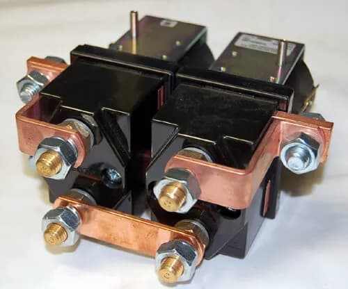 Solenoid Assembly set number SW202 12 Volt used on 7HP, SP95, SE100, SP125 and SE130
