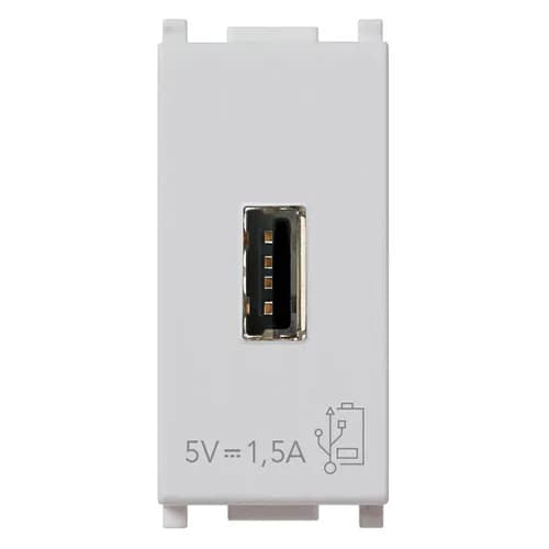 Power Supply: USB-A, 1.5A 120/230VAC, 5V built-in, 1M, Silver, Plana